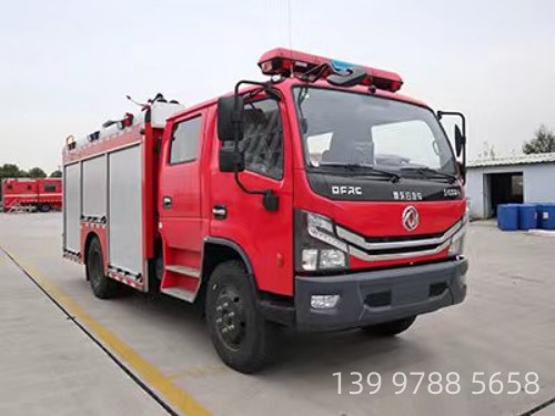 東風(fēng)4噸水罐消防車（國(guó)六）
