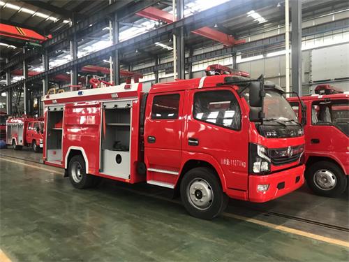 東風(fēng)5噸泡沫消防車（國(guó)六）